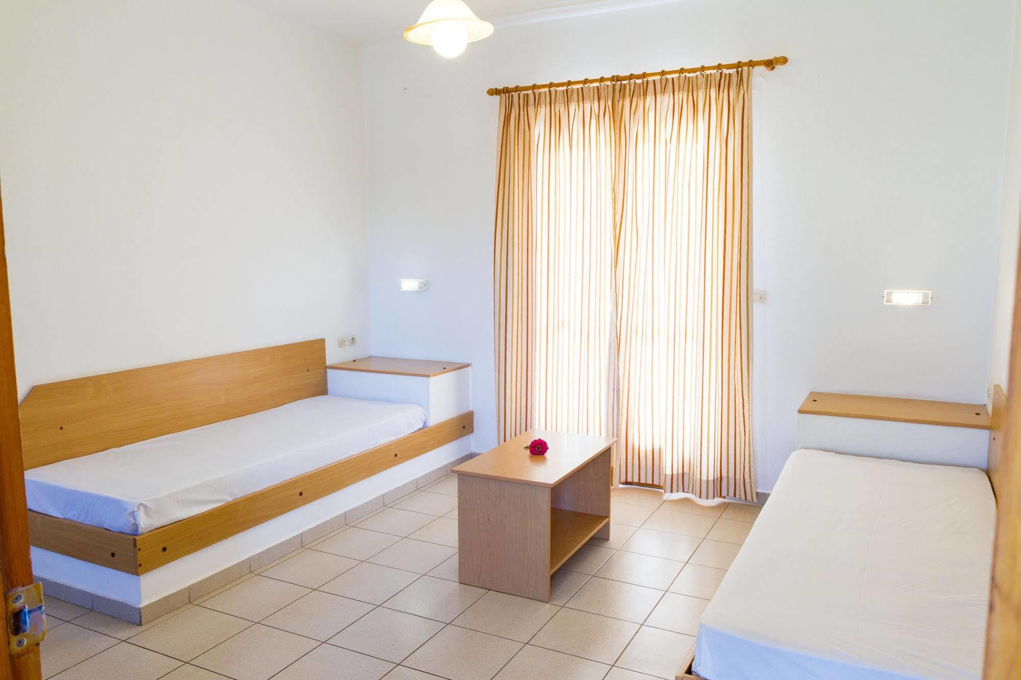 Ideal Hotel Kokkini Hani Екстер'єр фото