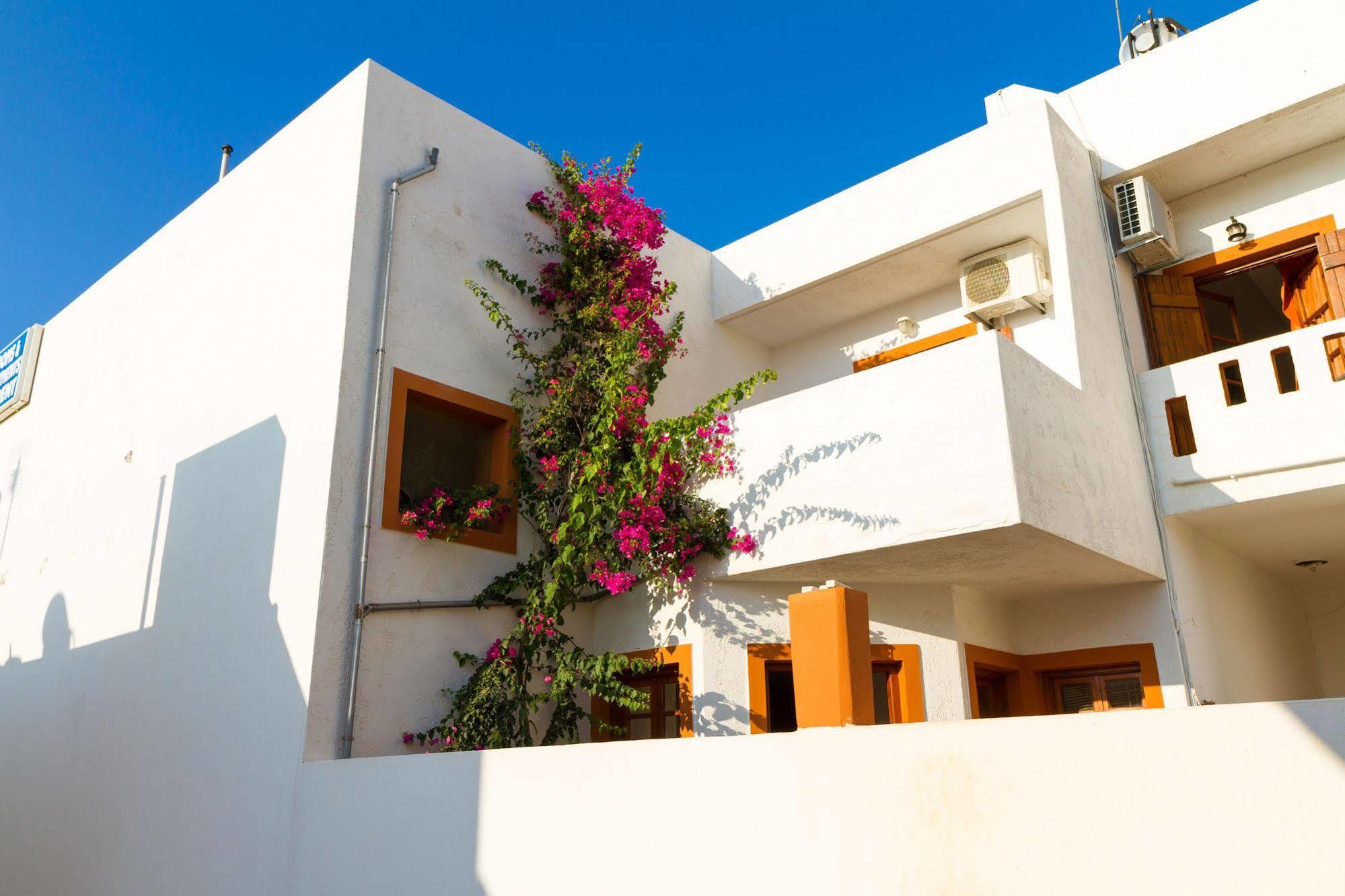 Ideal Hotel Kokkini Hani Екстер'єр фото